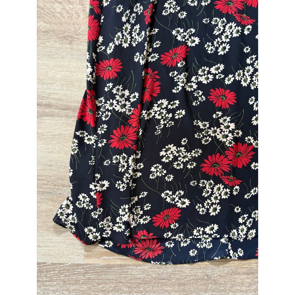 Madewell Peekaboo-Sleeve Midi Dress in the Hillside Daisies floral print - Picture 3 of 9